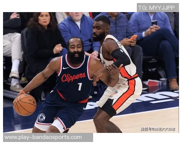 快船与爵士首发阵容揭晓哈登领衔冲击胜利之路 快船与爵士首发阵容揭晓哈登领衔冲击胜利之路